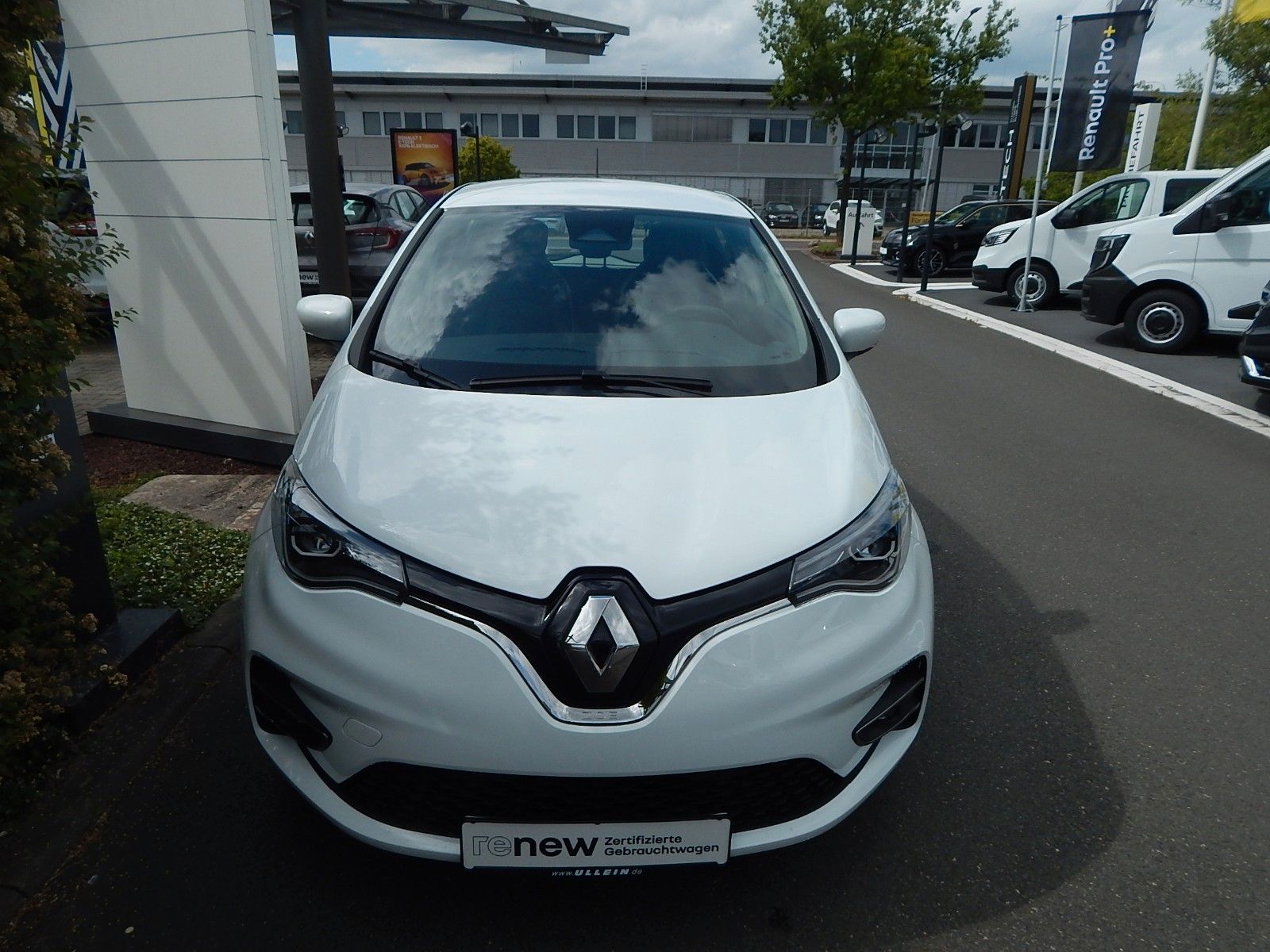 Renault ZOE Experience R110/Z.E. 50 - Samsaru's Car Outlet