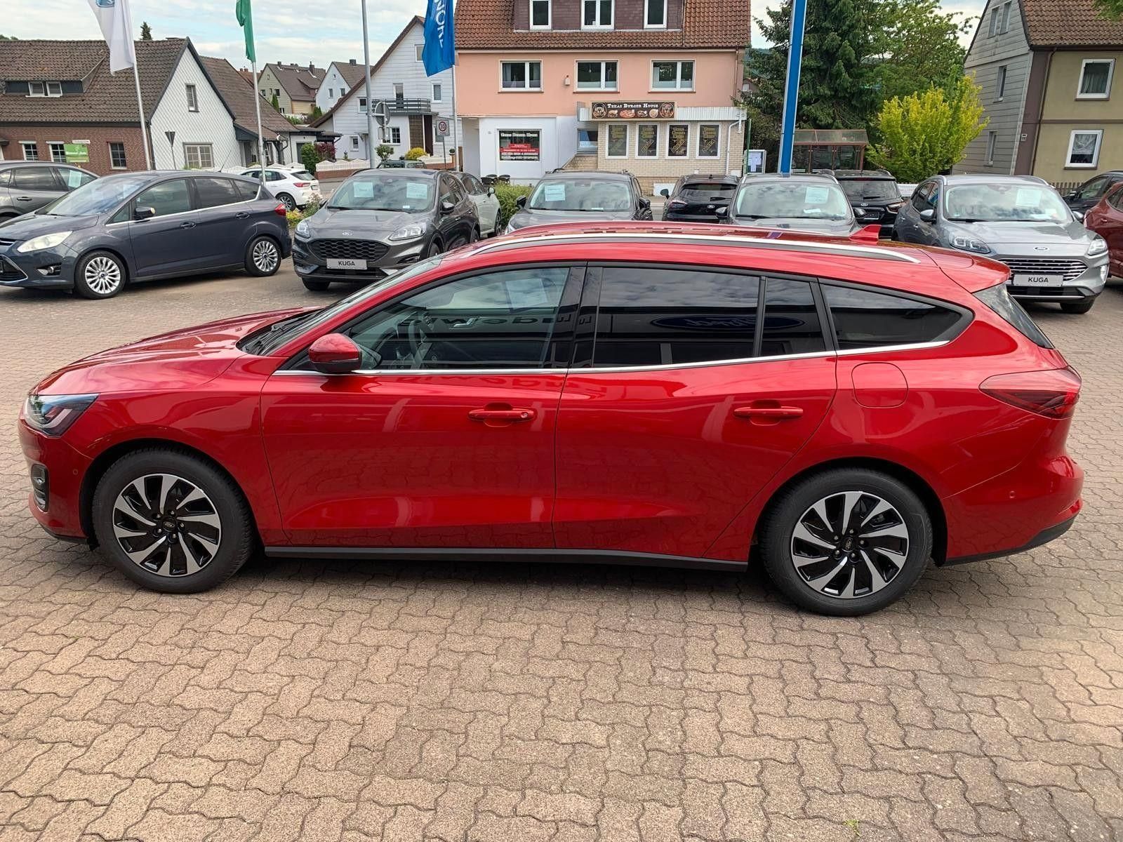 Ford Focus Turnier Titanium MHEV ACC Kamera