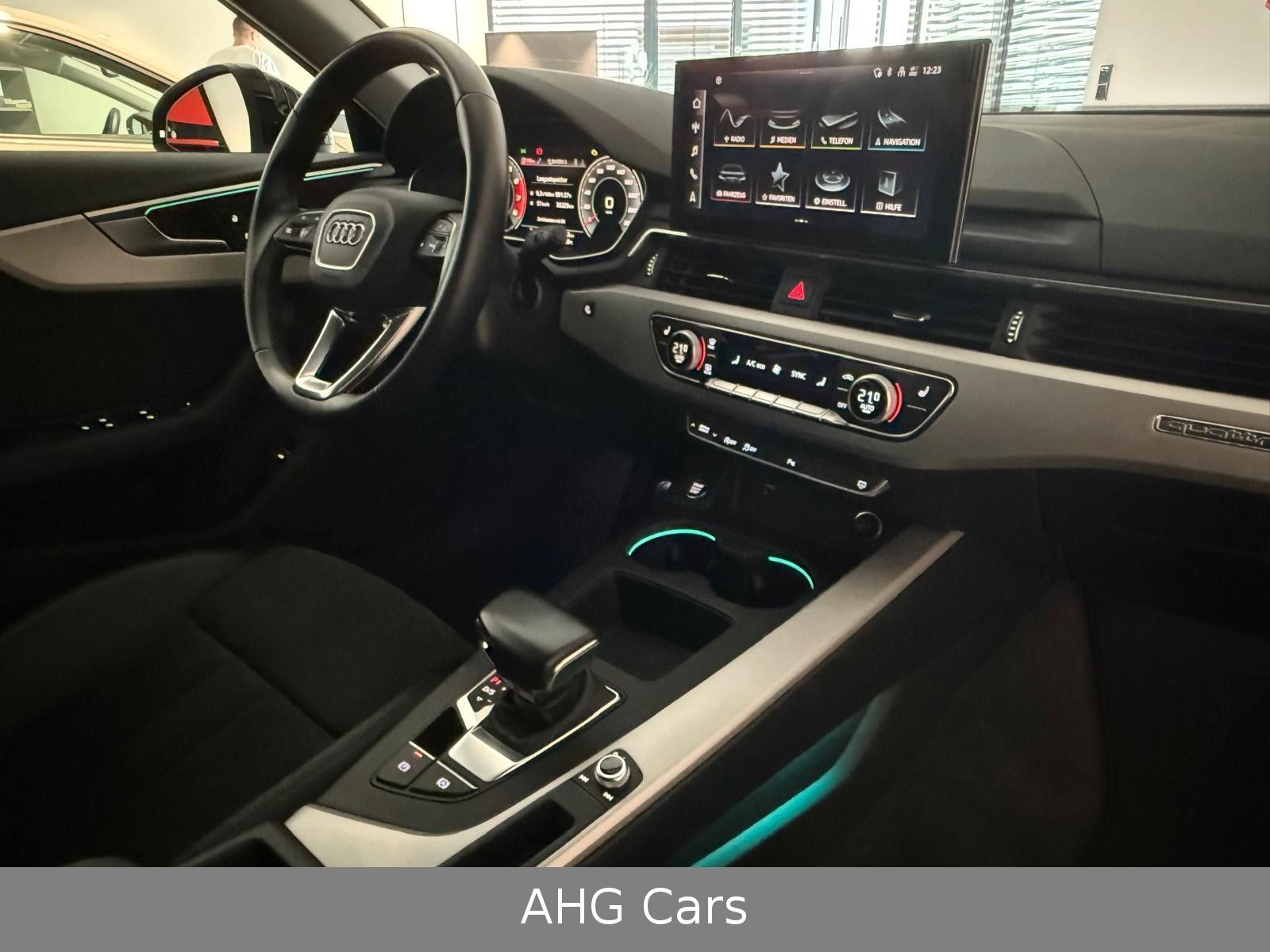 Audi A4 40 Avant S line quattro 2.0 TFSI - Samsaru's Car Outlet