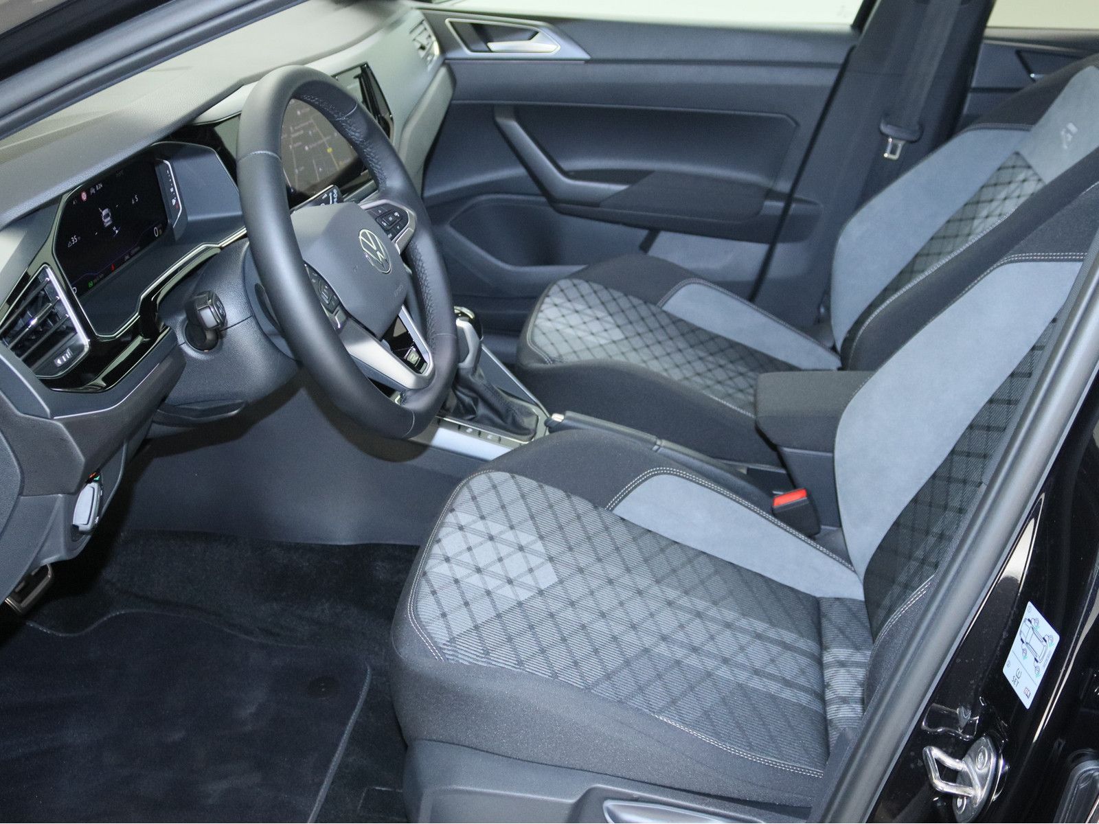 Volkswagen Polo 1.0 TSI R-Line MATRIX-LED ACC NAVI KAMERA