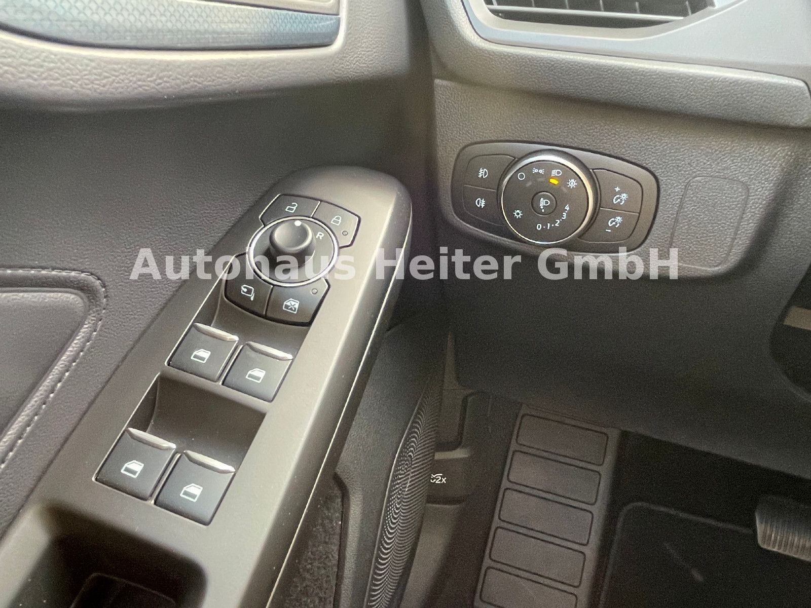 Ford Focus Lim. Aut. 114KW Active /ACC+AHK+BLIS