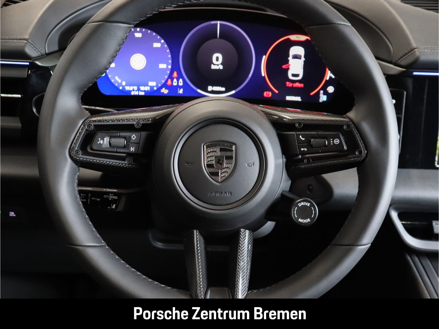 Porsche Macan Turbo - Samsaru's Car Outlet