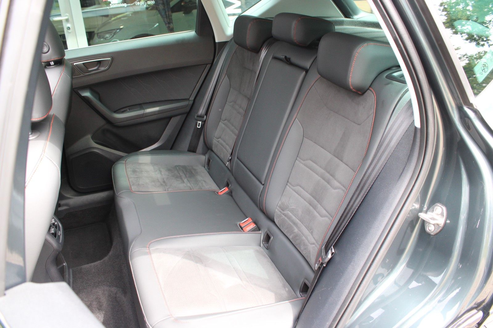 Seat Ateca 2.0 TDI+ACC+PANO+BEATS+SHZ+NAVI+TOTW.+360°