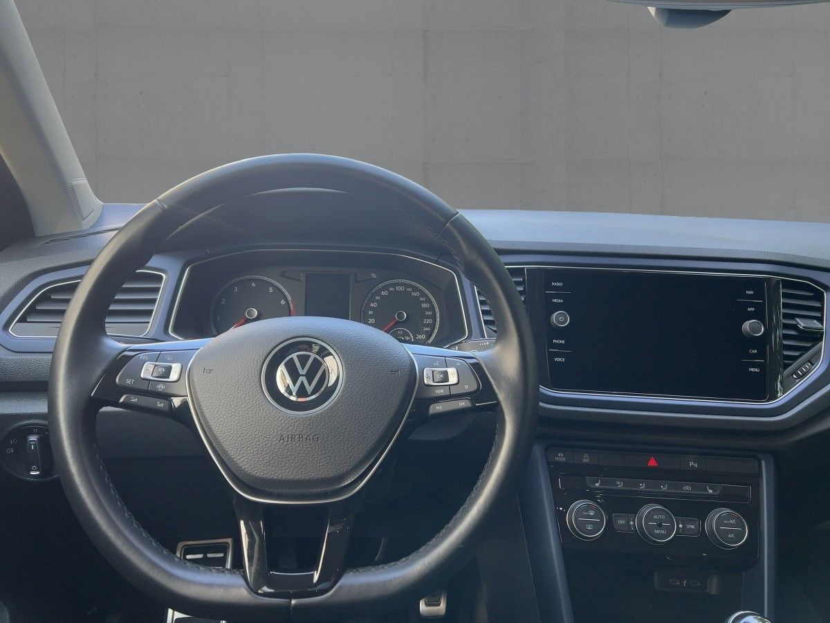 Volkswagen T-Roc 1.0 TSI UNITED - Samsaru's Car Outlet