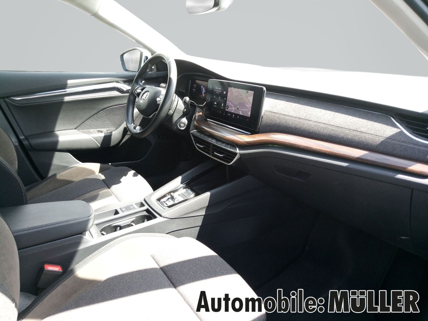 Skoda Octavia Combi Scout 2.0 TDI - Samsaru's Car Outlet