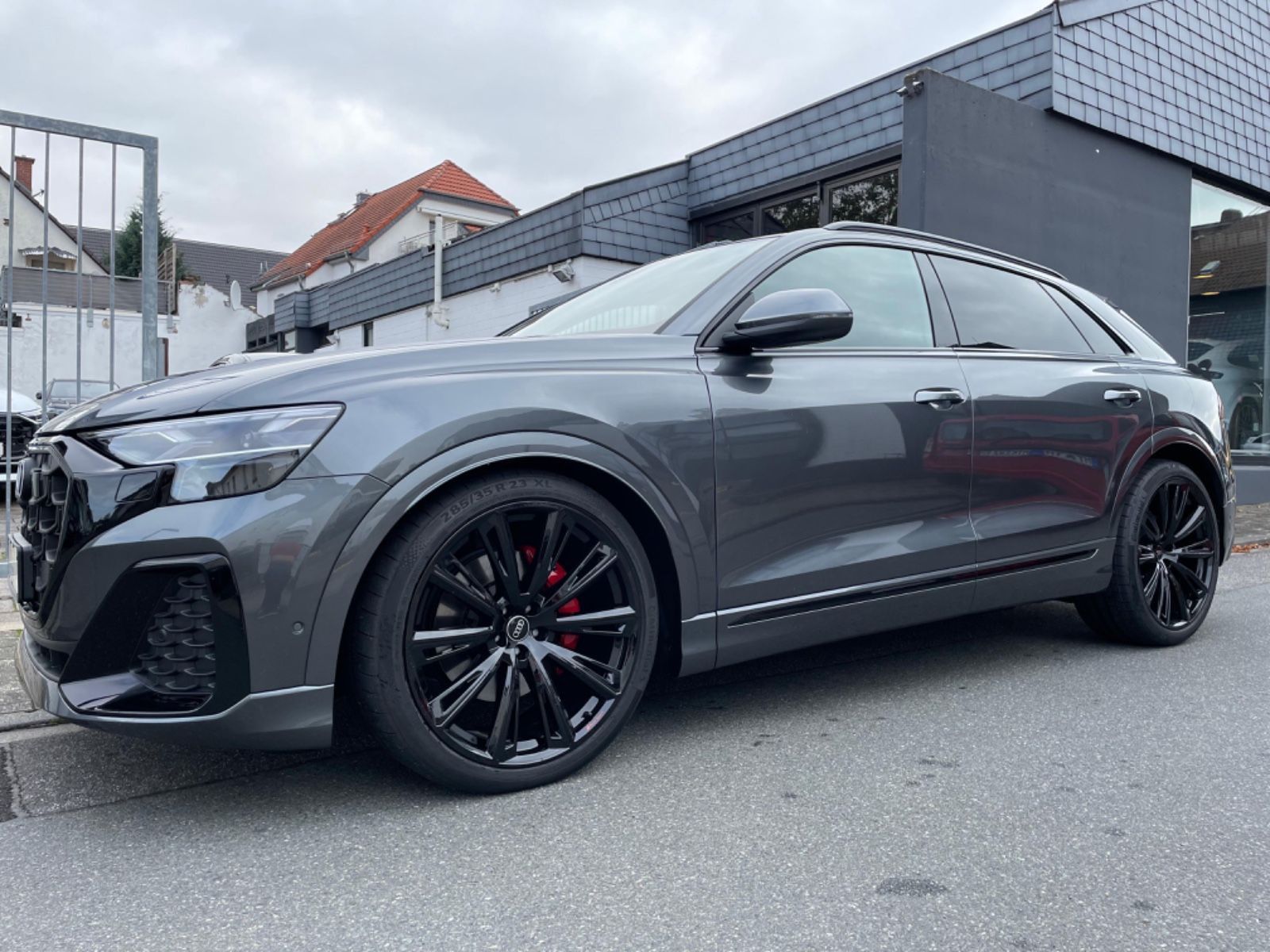 Audi Q8 50 TDI SLine - Samsaru's Car Outlet