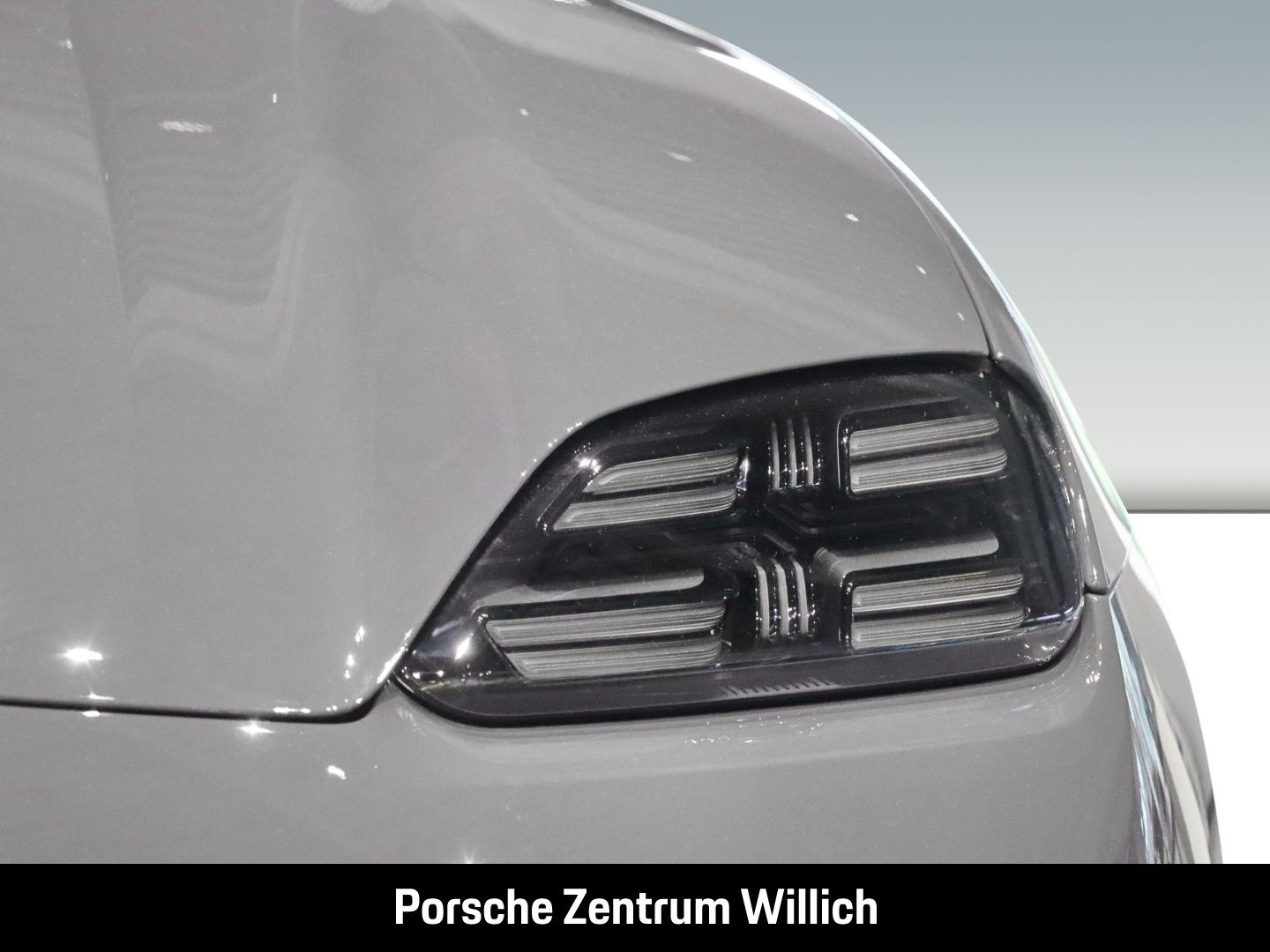 Porsche Macan 4S Surround-View InnoDrive LED-Matrix
