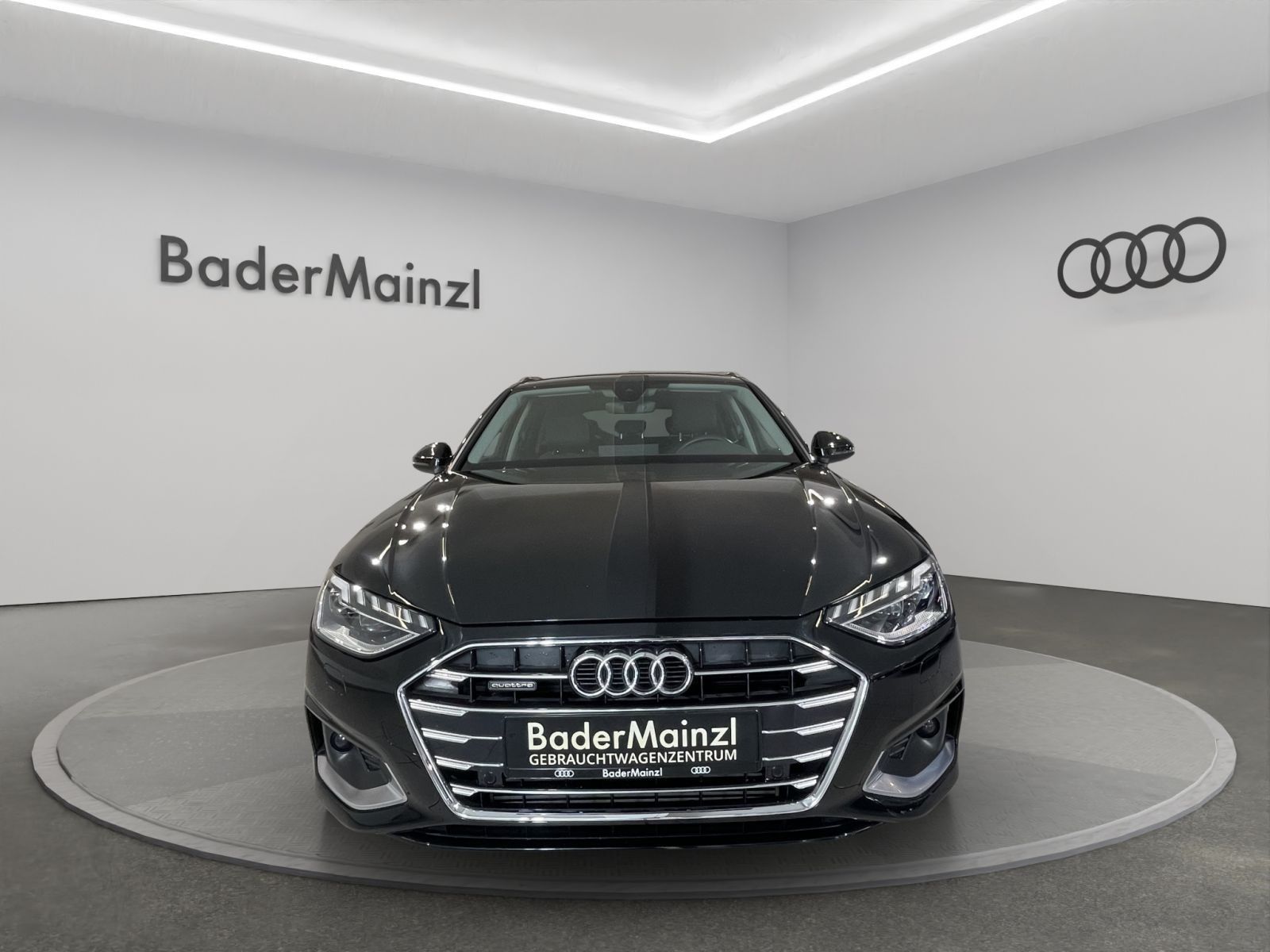 Audi A4 Avant advanced 45 TFSI quattro - Samsaru's Car Outlet