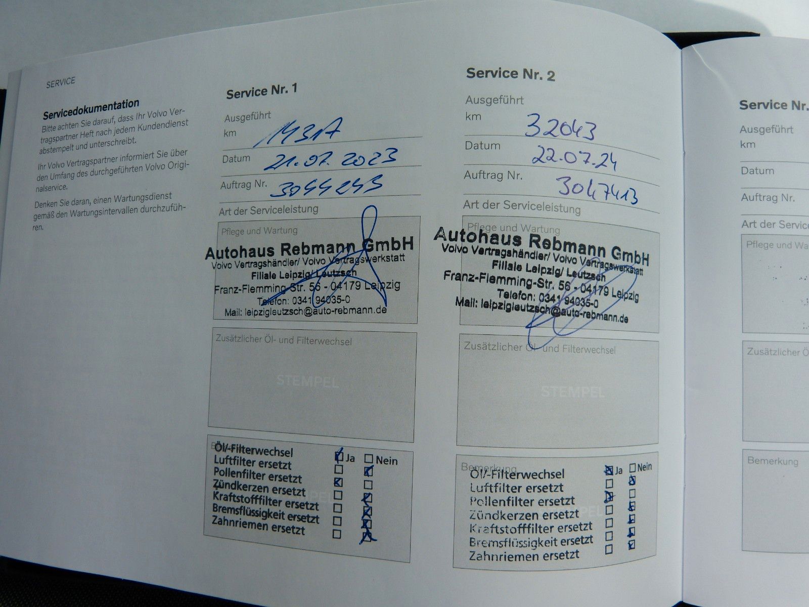 Volvo XC40 T4 Core Recharge Plug-In Hybrid  ACC