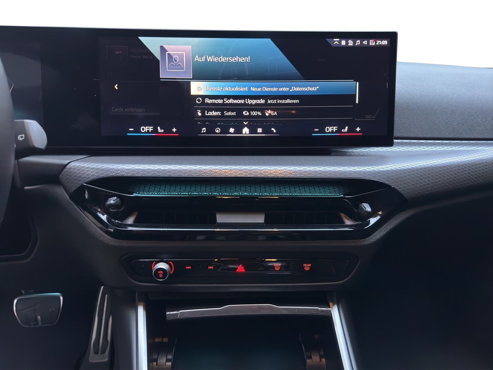 BMW 330e xDrive Touring M Sportpaket CPit Prof. Pano
