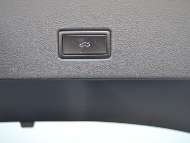 Volkswagen T-Roc 2.0 TDI DSG R-Line - Samsaru's Car Outlet