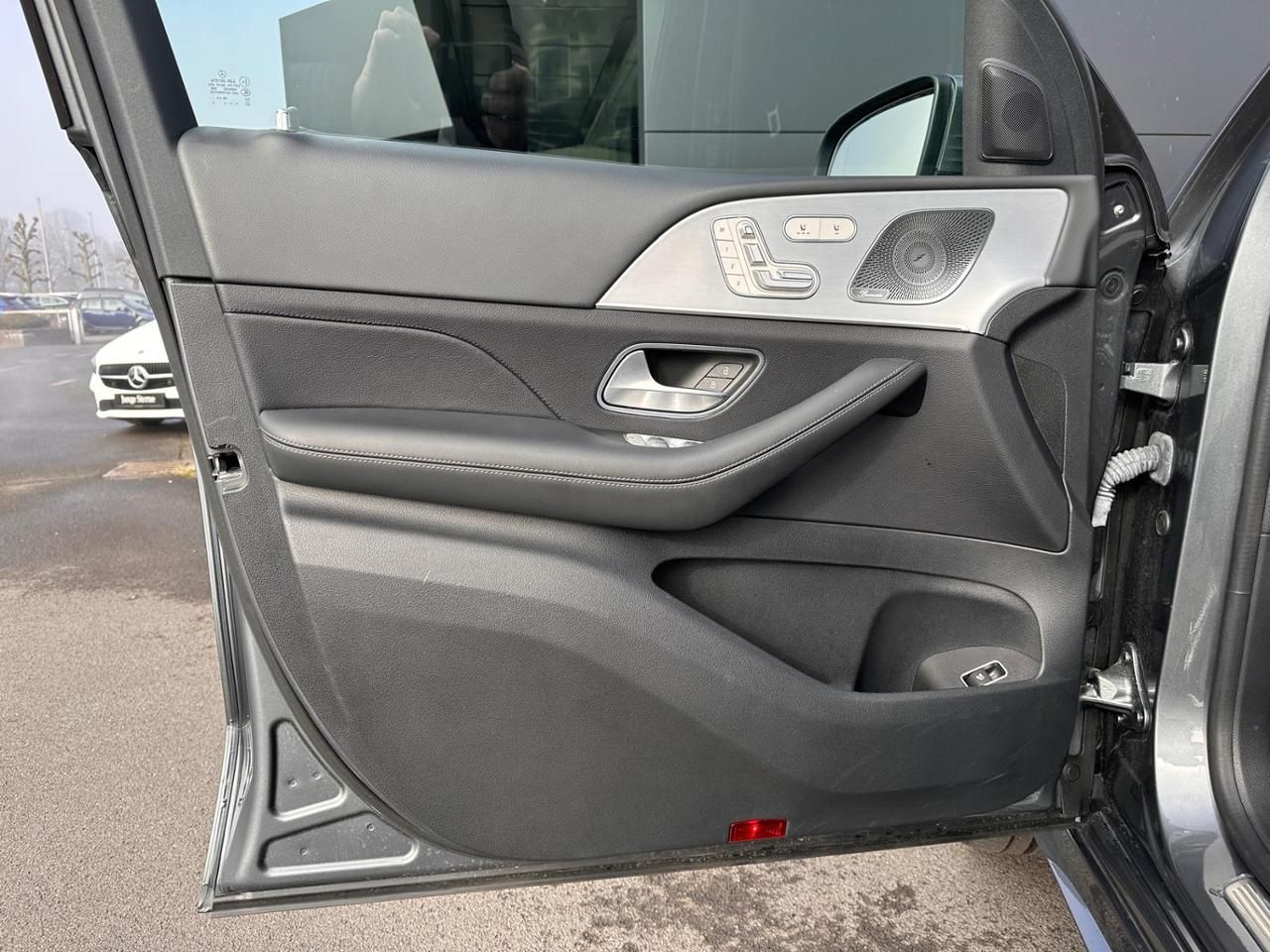 Mercedes-Benz GLE 580 4M AMG Pano AHK Burmester Distronic 360