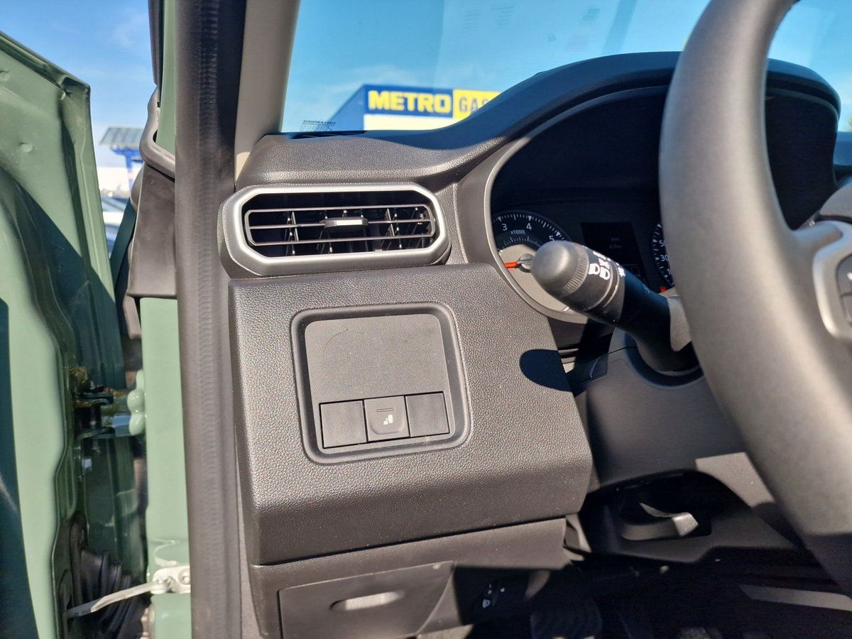 Dacia Duster TCe 150 EDC - Samsaru's Car Outlet