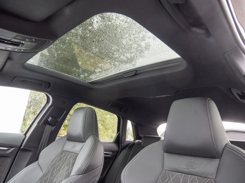 Audi A3 Sportback 40TFSI S line MATRIX NAVI PANORAMA