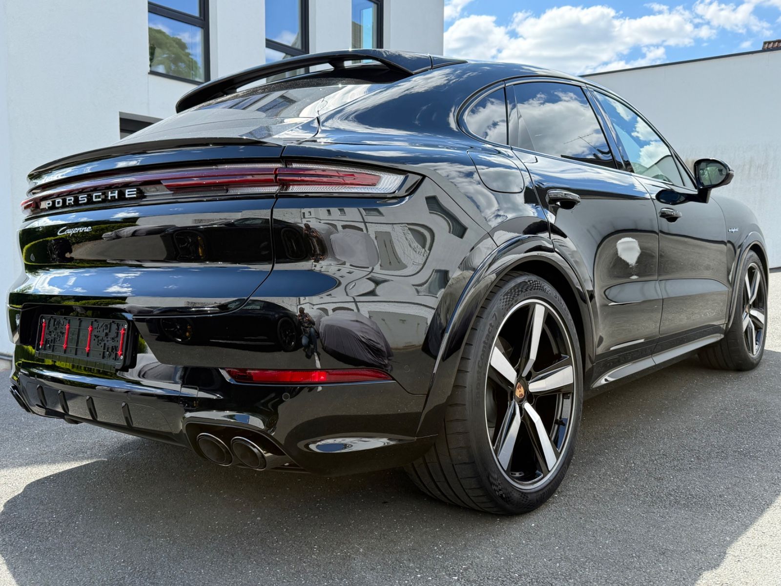 Porsche Cayenne E-Hybrid*Carbon*Hinterachslenkung*Sport*