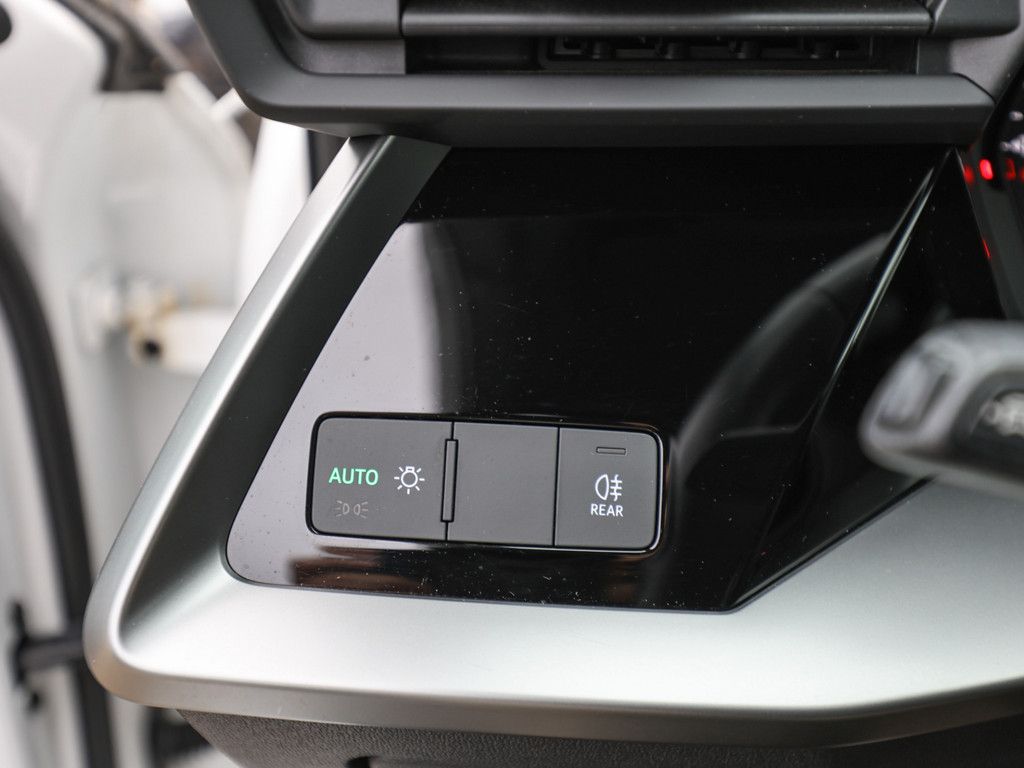 Audi A3 Sportback S line 45 TFSI e S tronic LED SHZ