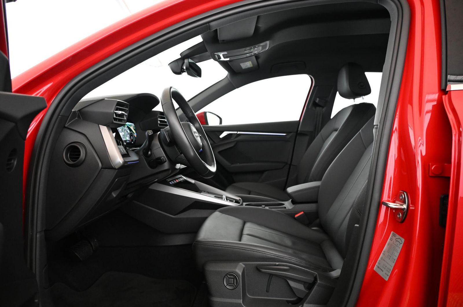 Audi A3 Sportback 35 TFSI Design-Luxe MATRIX/MMI+/18