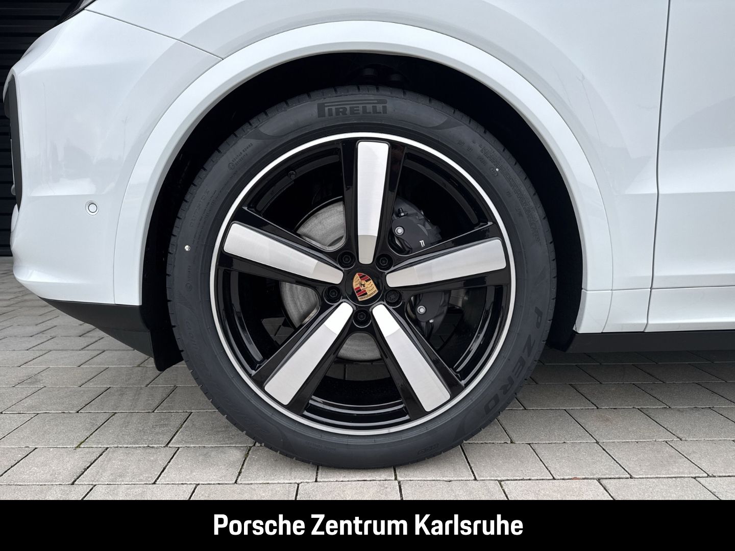 Porsche Cayenne BOSE Sportabgasanlage Luftfederung LED