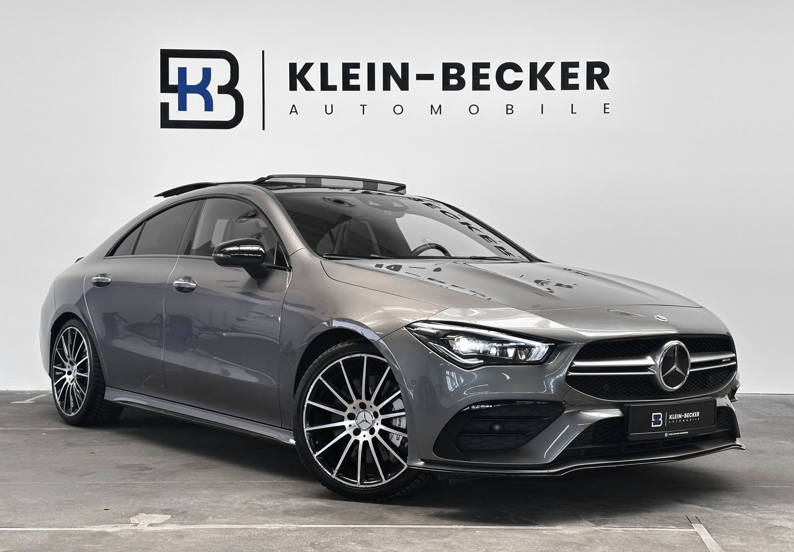 Mercedes-Benz CLA 35 AMG 4M - Samsaru's Car Outlet