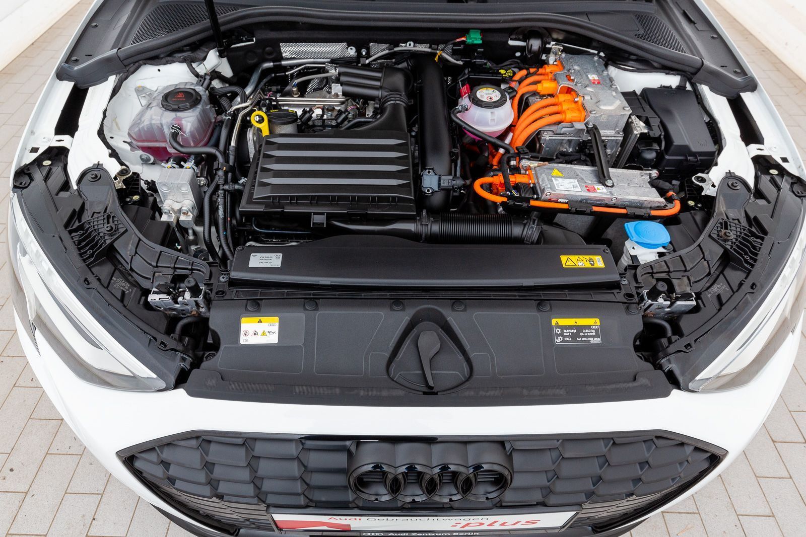 Audi A3 Sportback advanced 40 TFSI e S tr. LED RFK