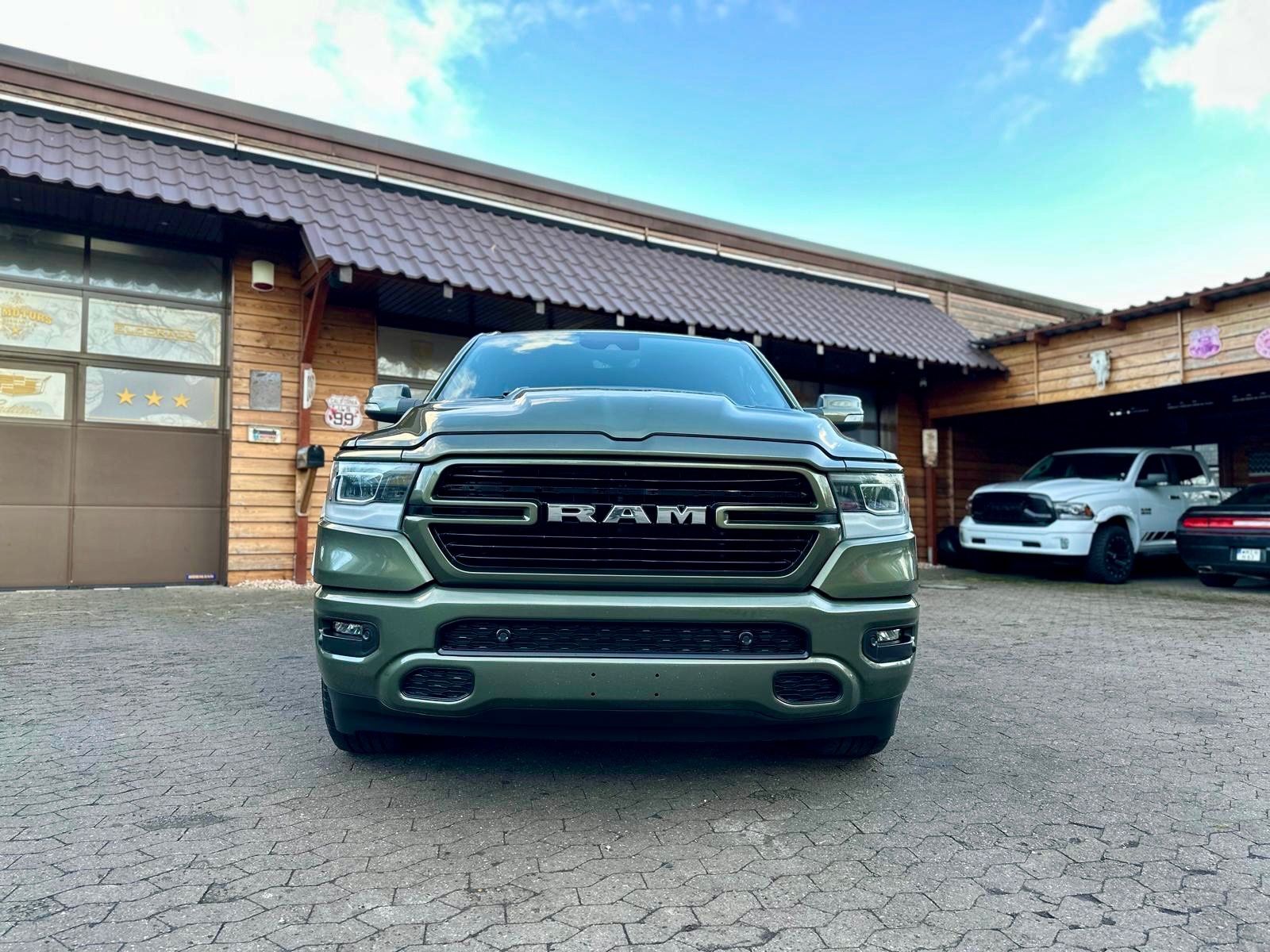 Dodge LARAMIE*5.7*LPG*AHK*NAVI*PDC*RAMBOX*GARANTIE*