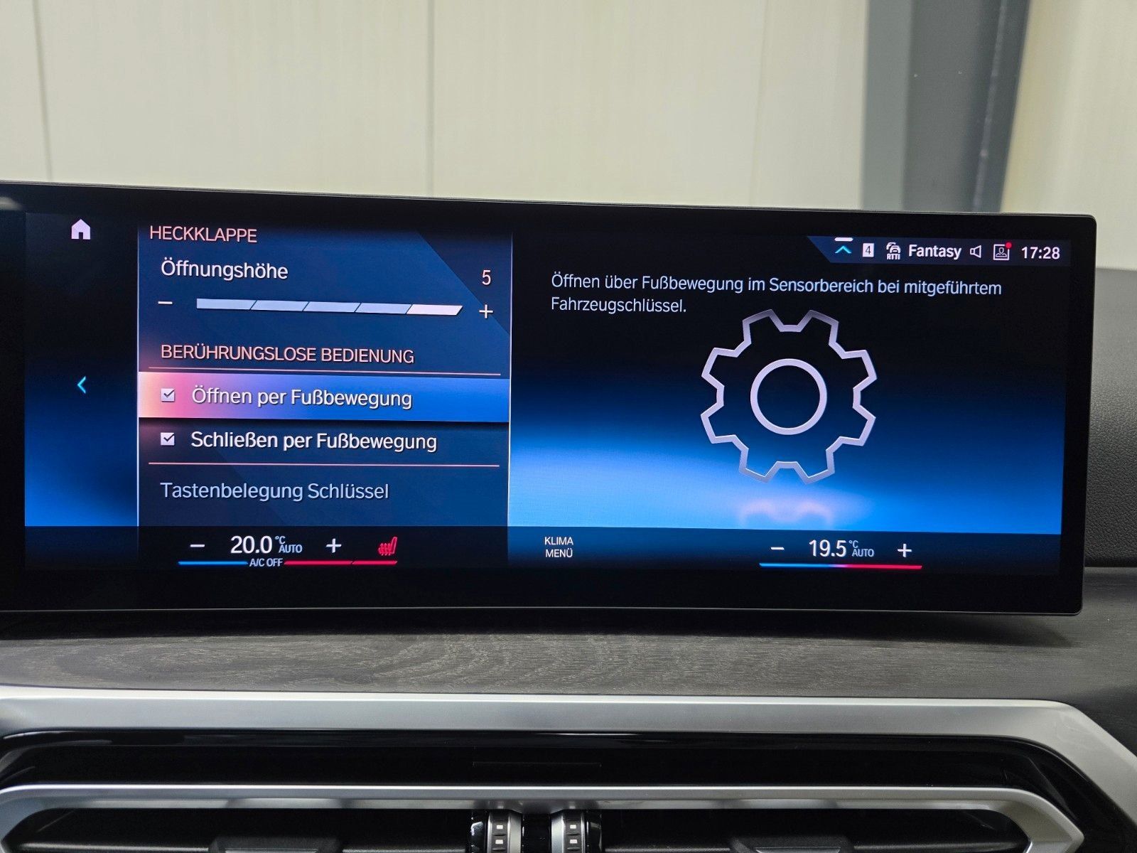 BMW 330e xDrive M Sport Pro - Samsaru's Car Outlet