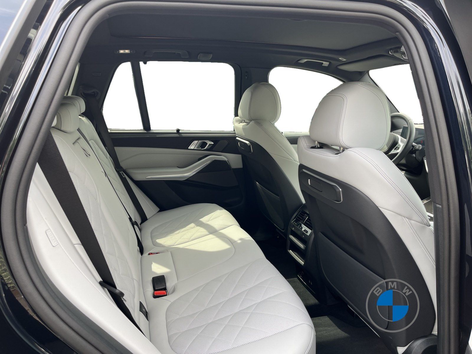 BMW X5 xDrive50e M Sport 20" AHK Pano Softclose H&K