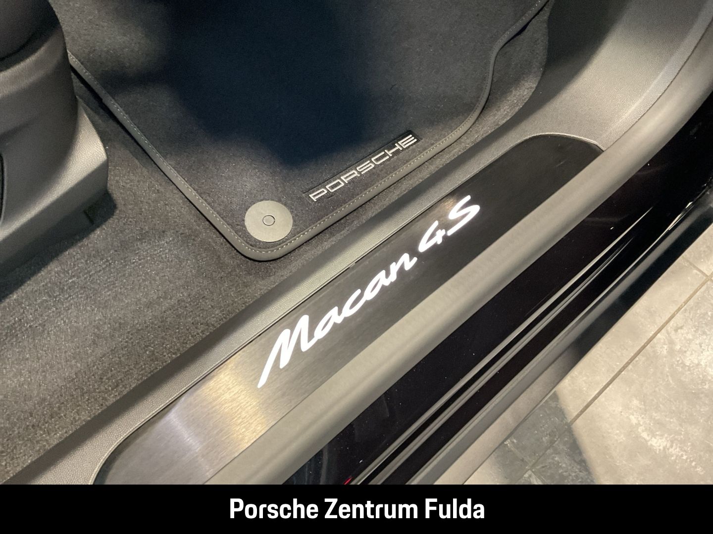 Porsche Macan 4S BOSE LED-Matrix Panorama Surround-View