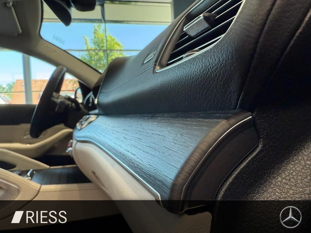 Mercedes-Benz GLE 450 d Coupé AMG+PANO+AHK+HUD+STDHZG+AIRMATIC