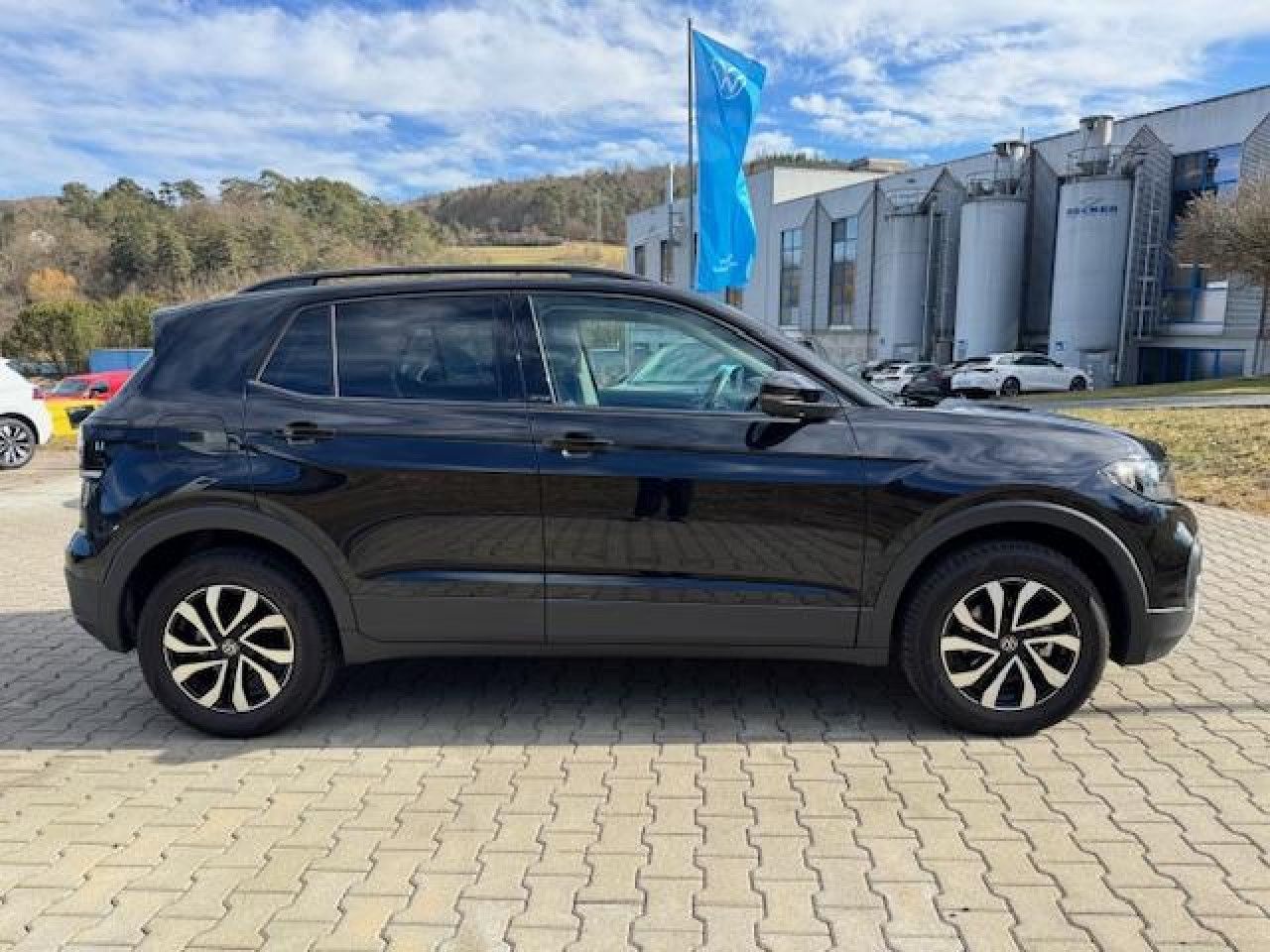Volkswagen T-Cross Active 1.0 TSI - Samsaru's Car Outlet
