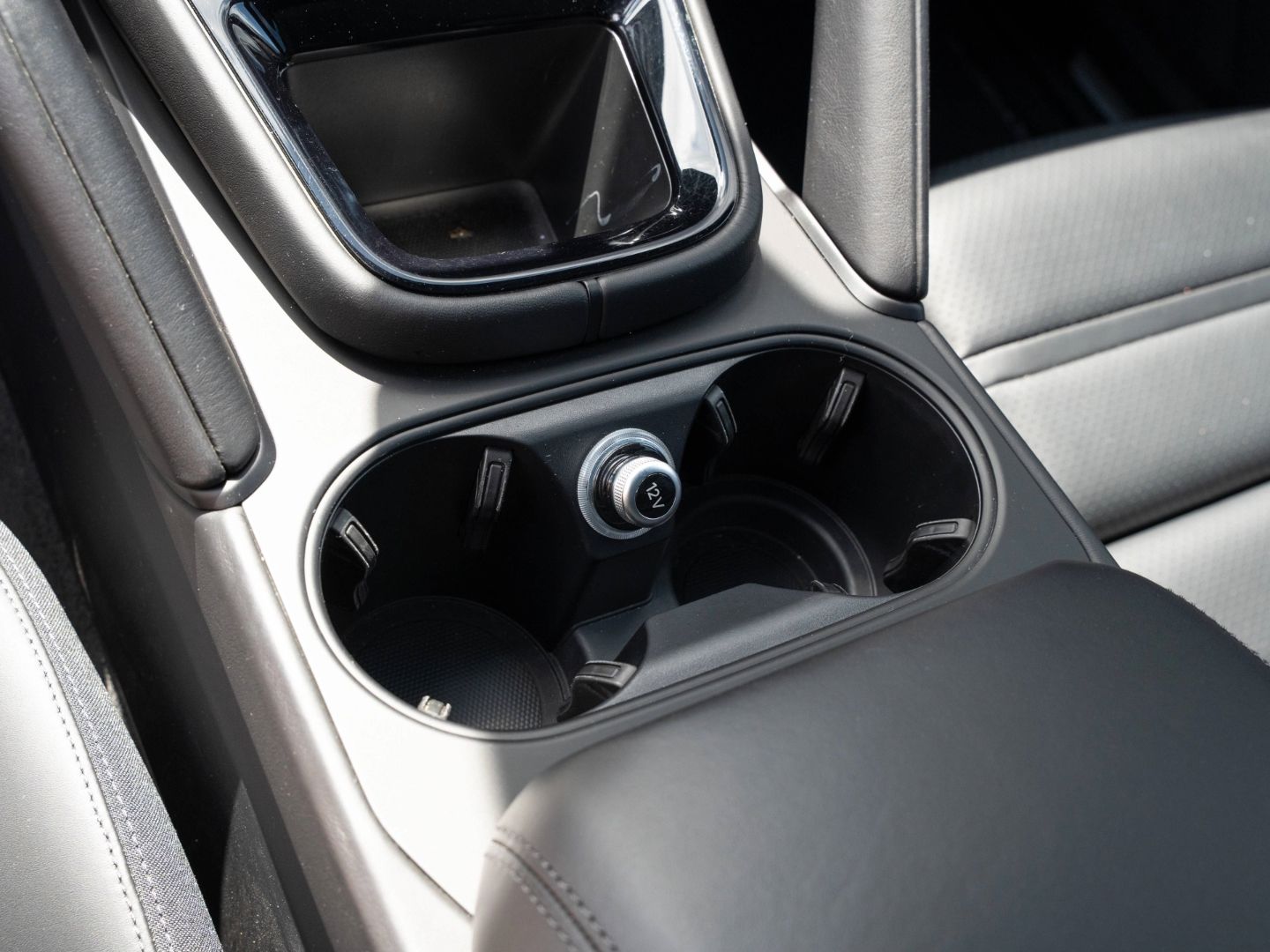 Porsche Cayenne E-Hybrid BOSE AHK 14 Wege Sitze 21 Zoll