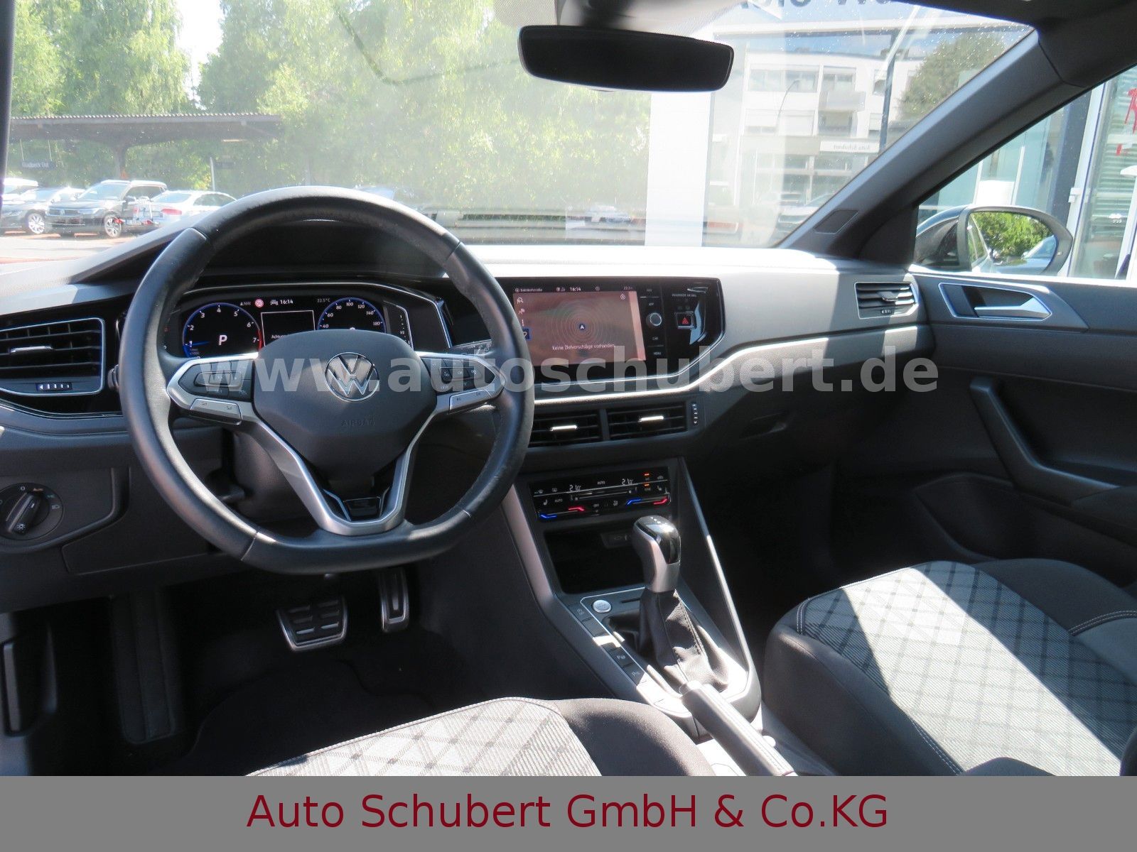 Volkswagen Taigo 1.5 TSI DSG R-Line - Samsaru's Car Outlet