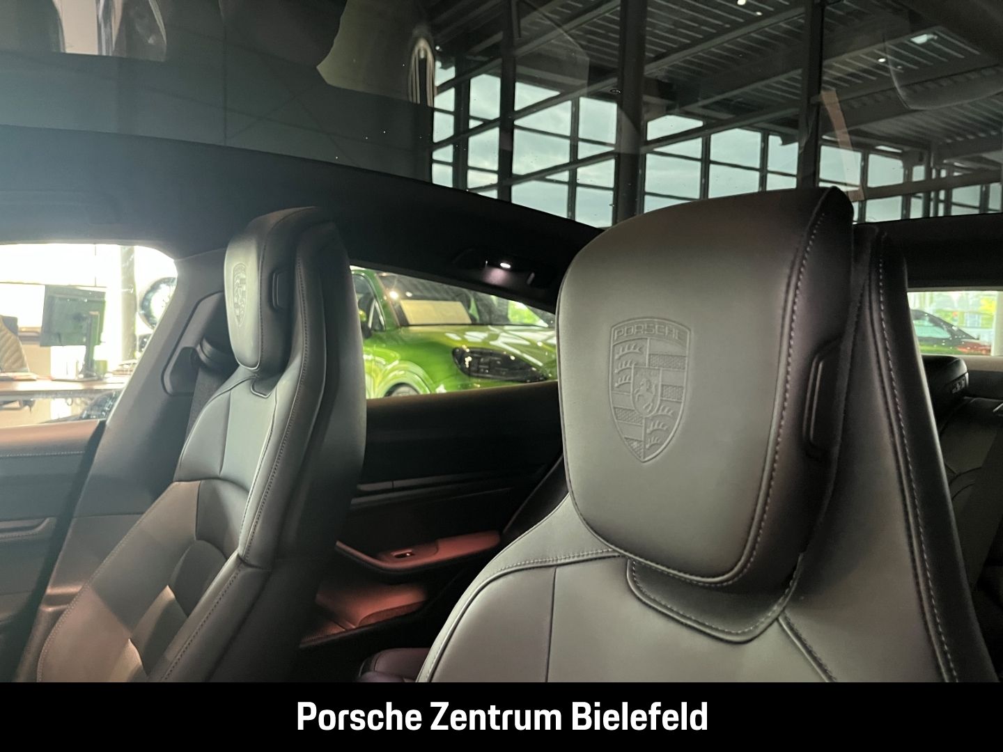 Porsche Taycan 4S LED-Matrix BOSE Panorama Luftfederung