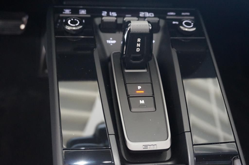 Porsche 992 TARGA 4GTS MATRIX 18WE INNO HA-L BOSE 360
