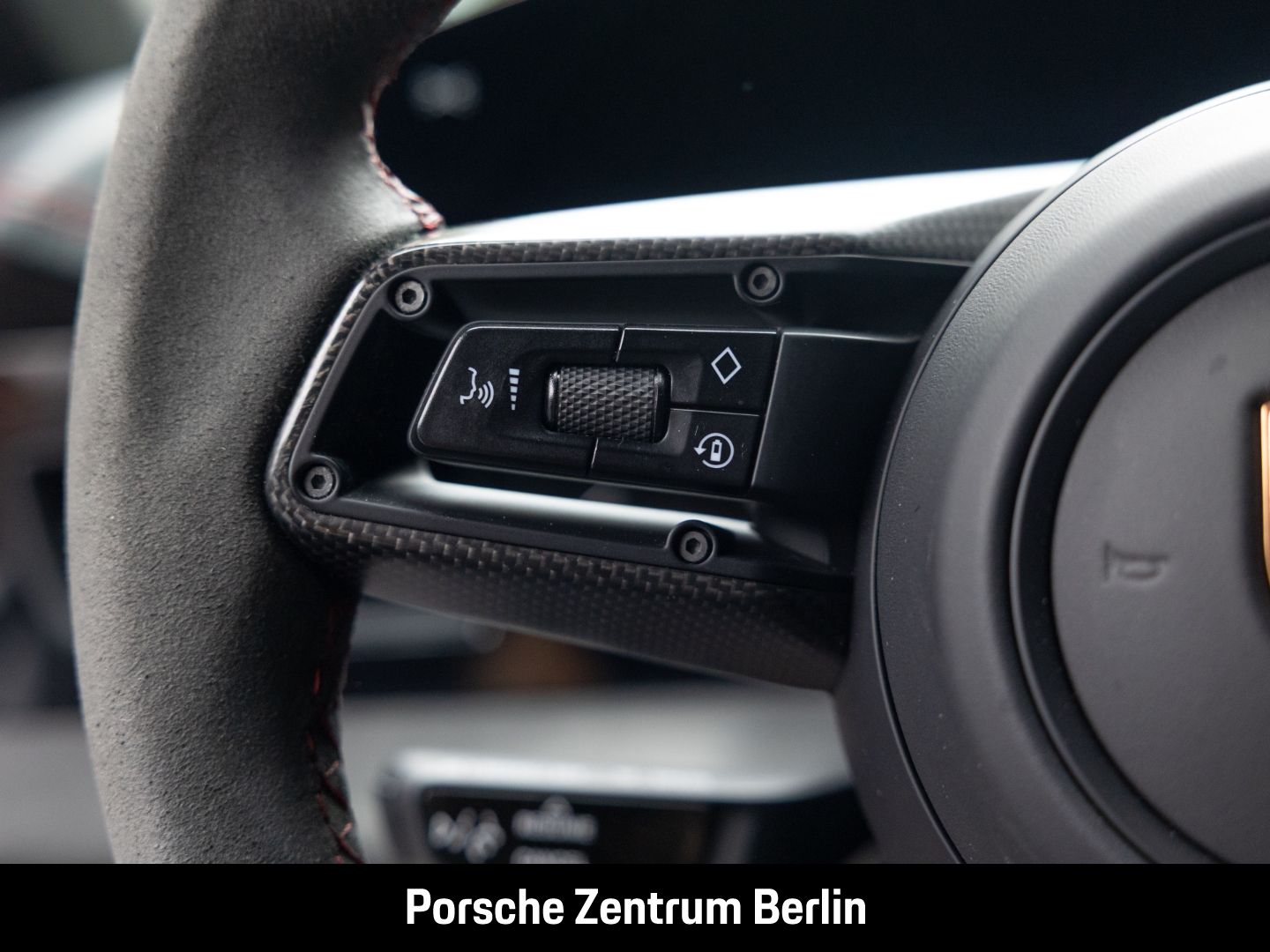 Porsche Taycan GTS Sport Turismo BOSE Luftfederung LED