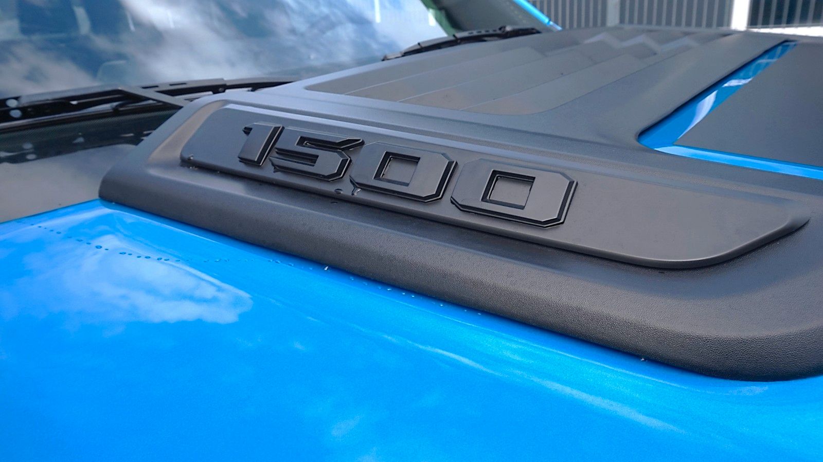Dodge RAM 1500 HEMI 5.7l Crew-Cab*4x4*Navi*Alu20*AHK