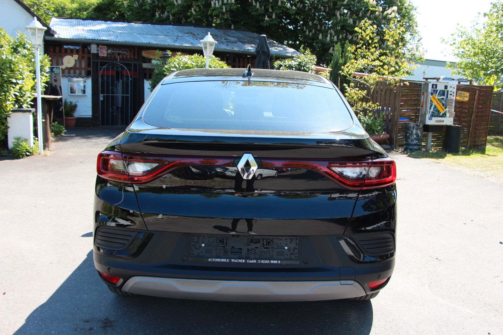 Renault Arkana Mild Hybrid 140 EDC Techno - Samsaru's Car Outlet