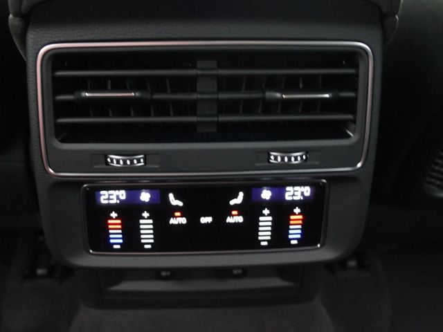 Audi RSQ8 4.0 TFSI quattro+MATRIX+AHK+B&O+LEDER+HUD+K