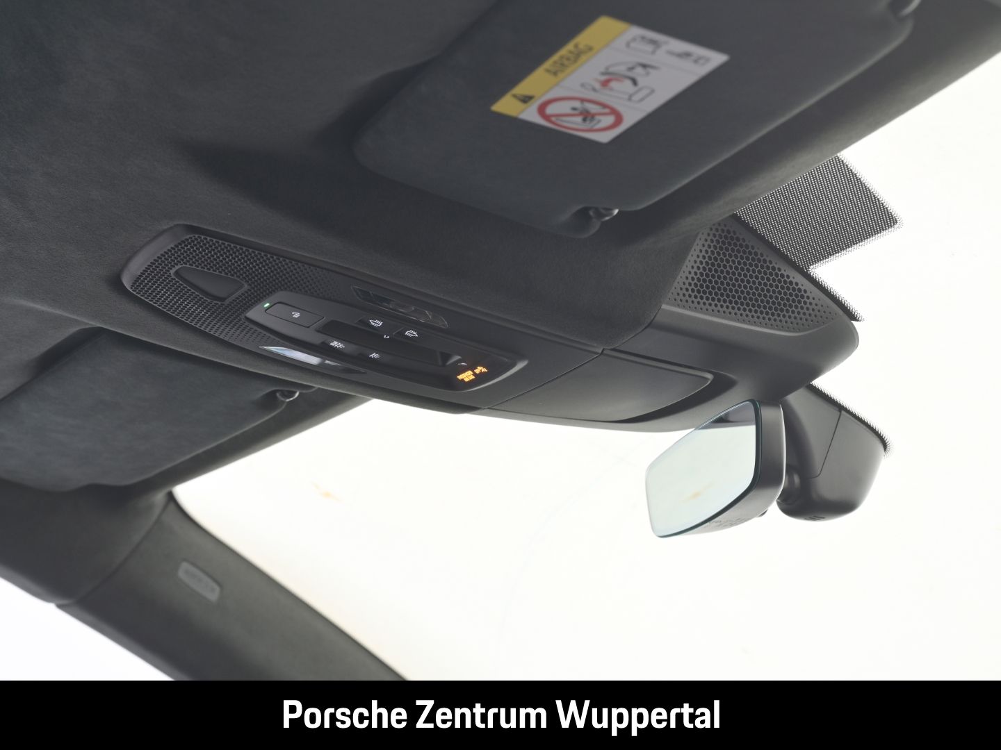 Porsche Macan Turbo*SportChrono*Sitzlüftung*BOSE*Pano*LE