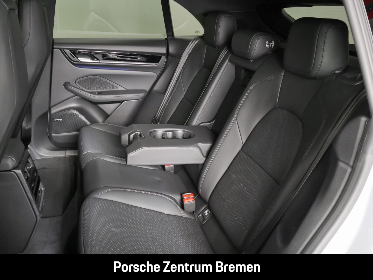 Porsche Macan 4S - Samsaru's Car Outlet