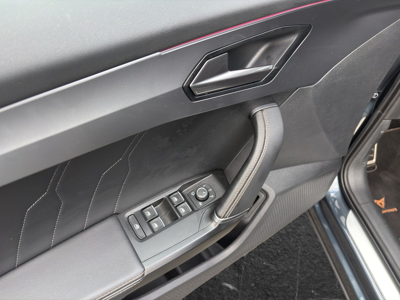 Cupra Formentor VZ 1.4 TSI DSG eHybrid Leder Pano AHK