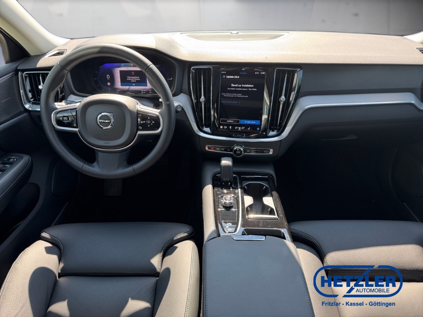 Volvo V60 Plus Dark Recharge Plug-In Hybrid AWD T8 Twi