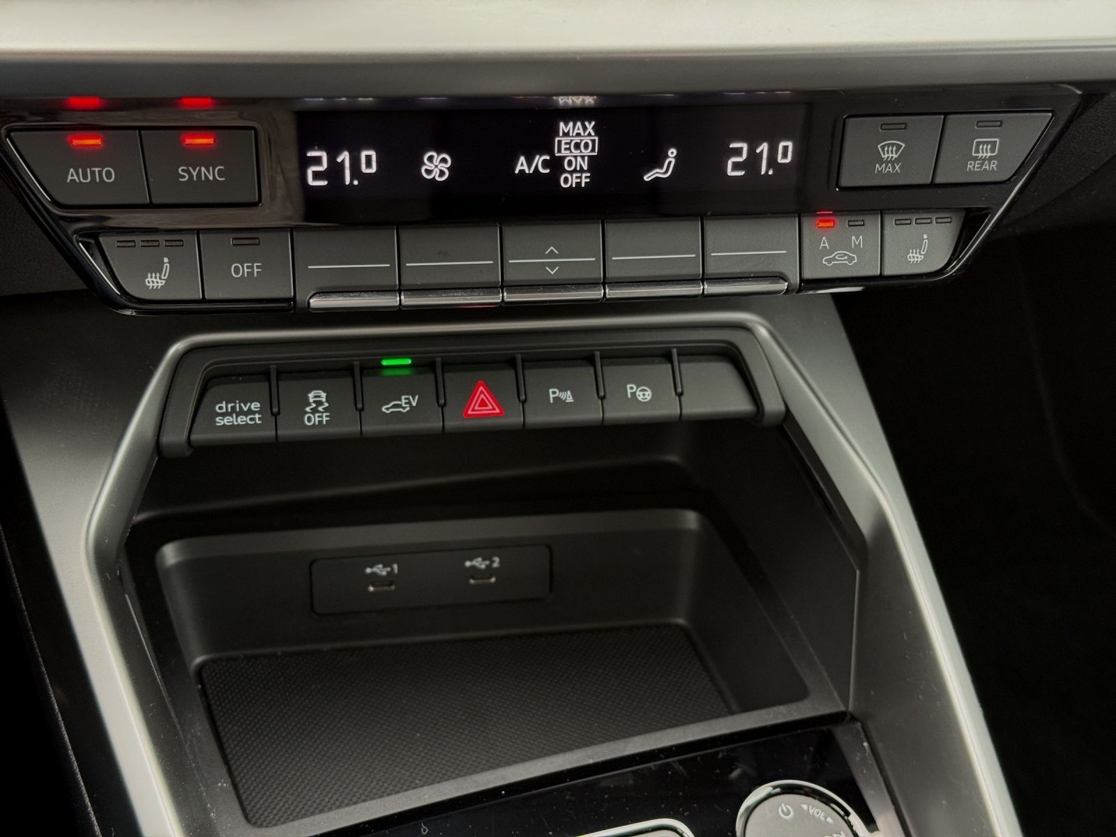 Audi A3 Sportback 40 TFSIe - Samsaru's Car Outlet