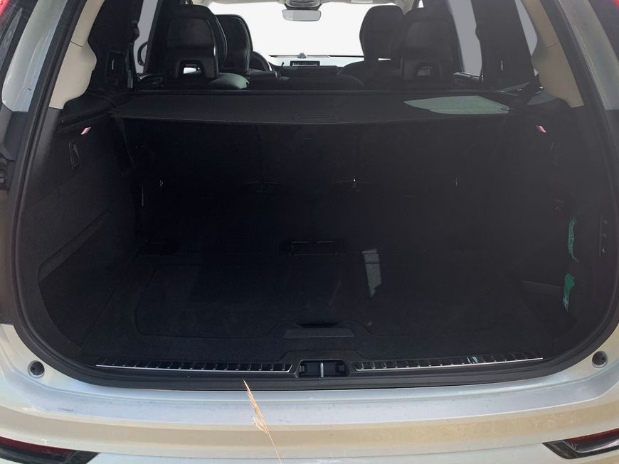 Volvo XC90 T8 AWD Plug-in Hybrid Ultra Dark