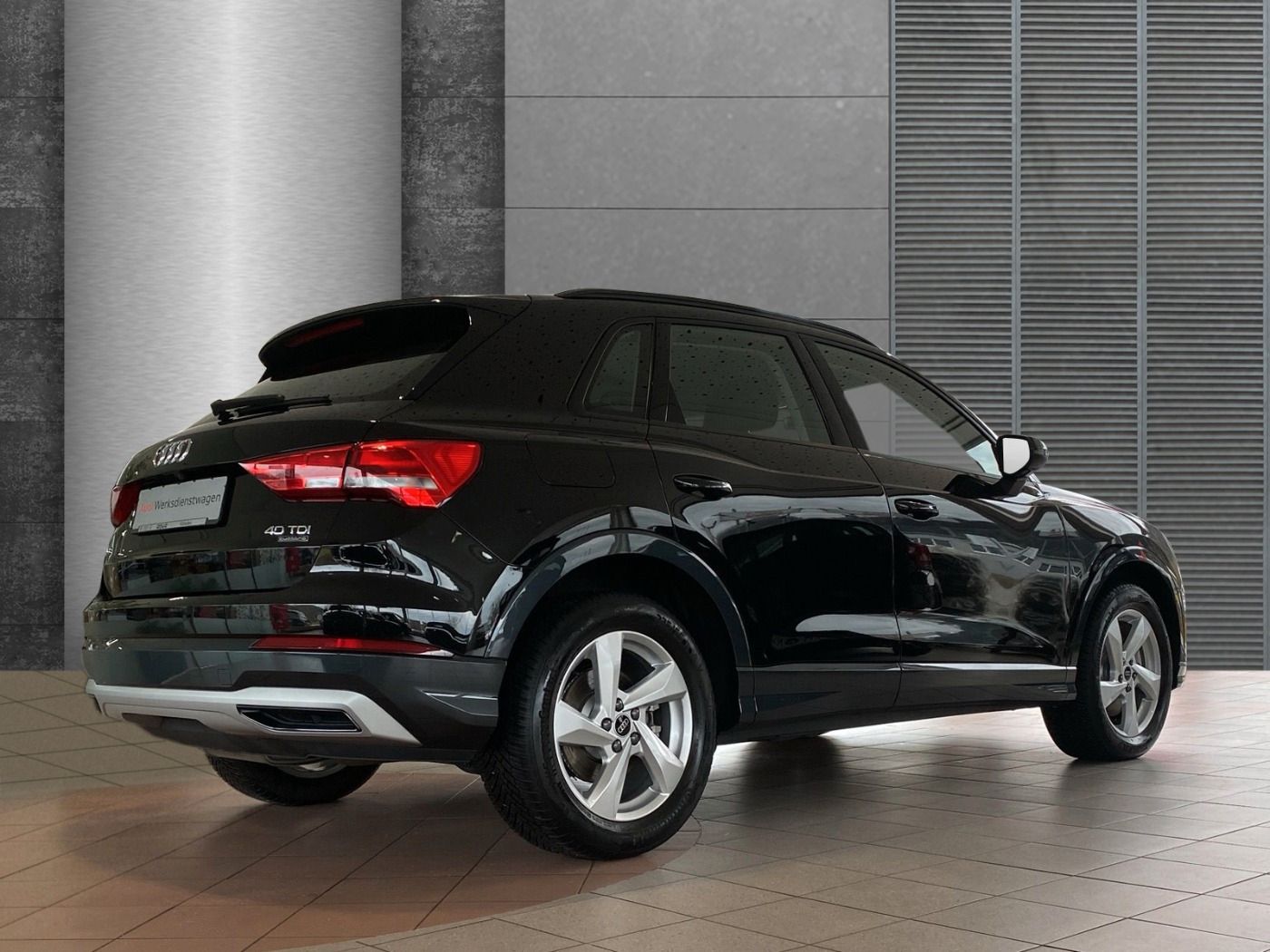 Audi Q3 40 TDI quattro - Samsaru's Car Outlet