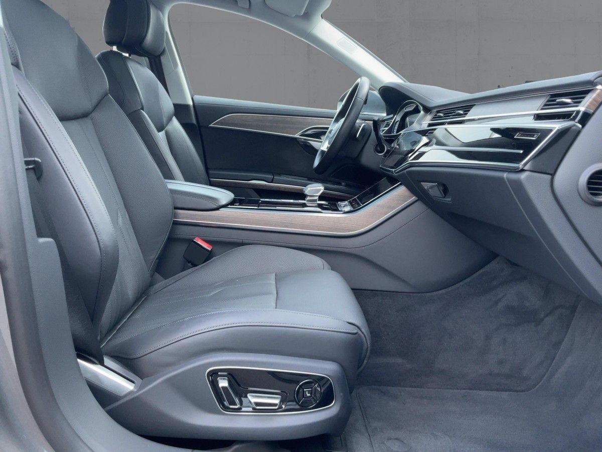 Audi A8 55 TFSI QU - Samsaru's Car Outlet