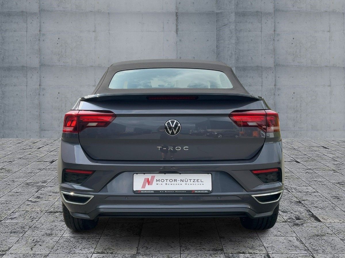 Volkswagen T-Roc 1.5 TSI R-LINE - Samsaru's Car Outlet