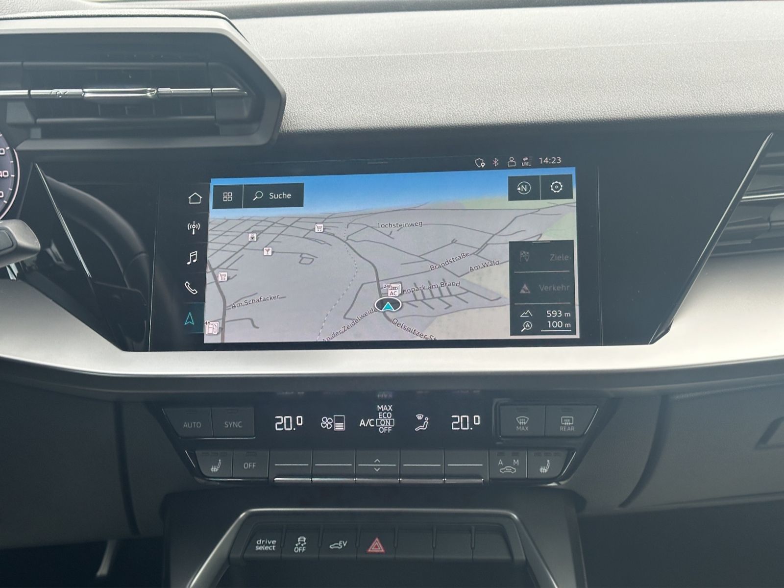 Audi A3 Sportback 40*1.4TFSI*e-tron*basis*NAVI*AHK*EP