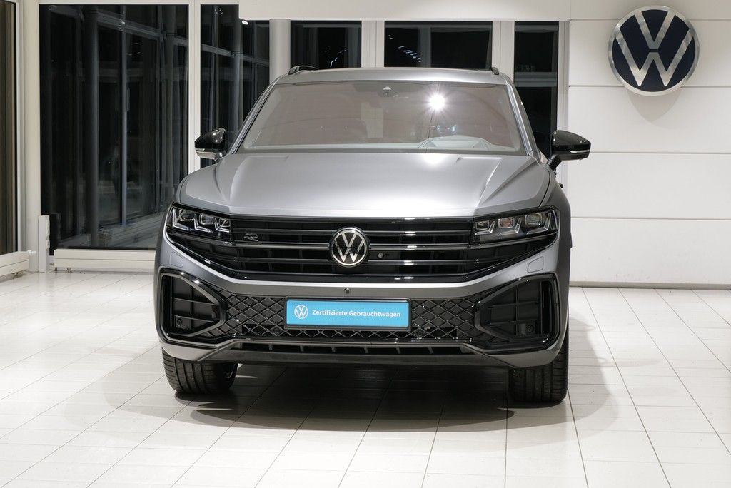 Volkswagen Touareg 3.0TDI R-Line Nachtsicht Dynaudio StdHz