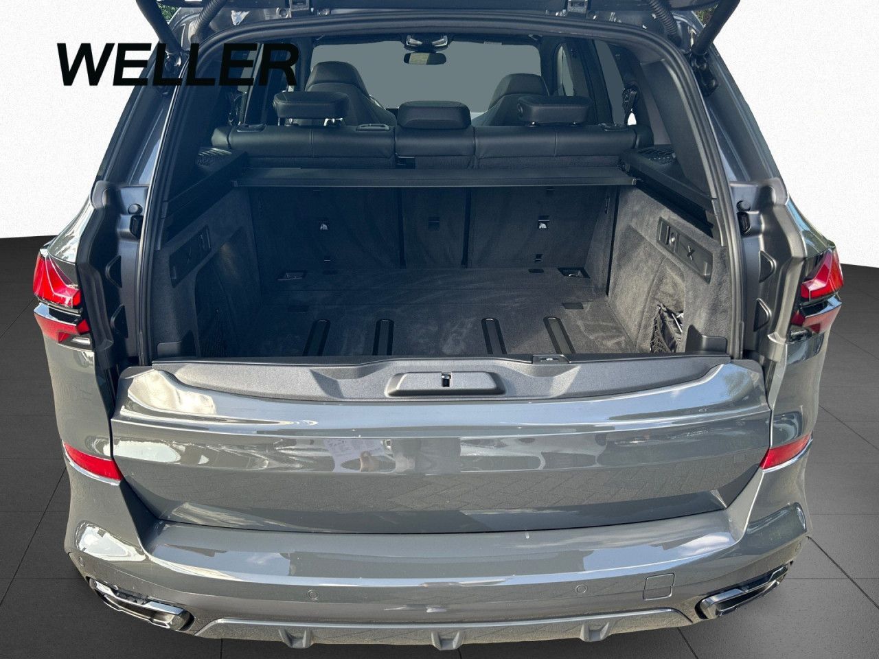 BMW X5 xDr 40dA M SPORT PRO SkyL,StHzg,AHK,B&W,360°